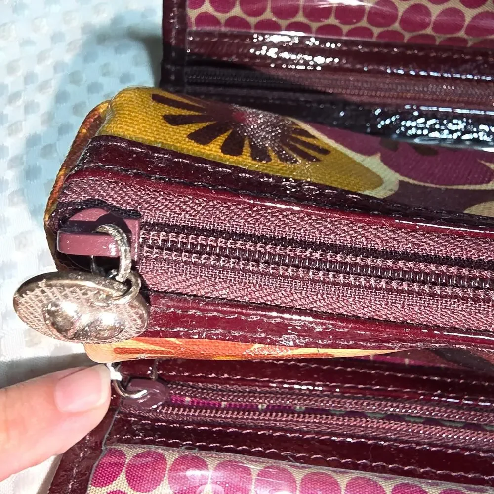 BRIGHTON DARK PURPLE FLORAL COSMETIC JEWELRY KEEPER ROLL BAG